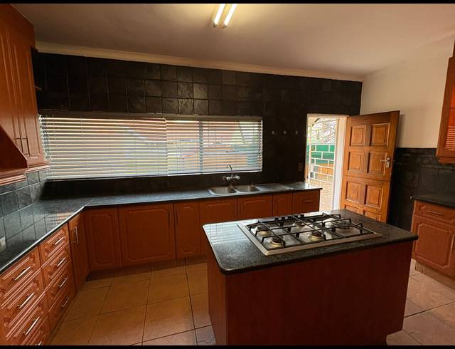 4 BEDROOM HOUSE FOR SALE IN DALPARK